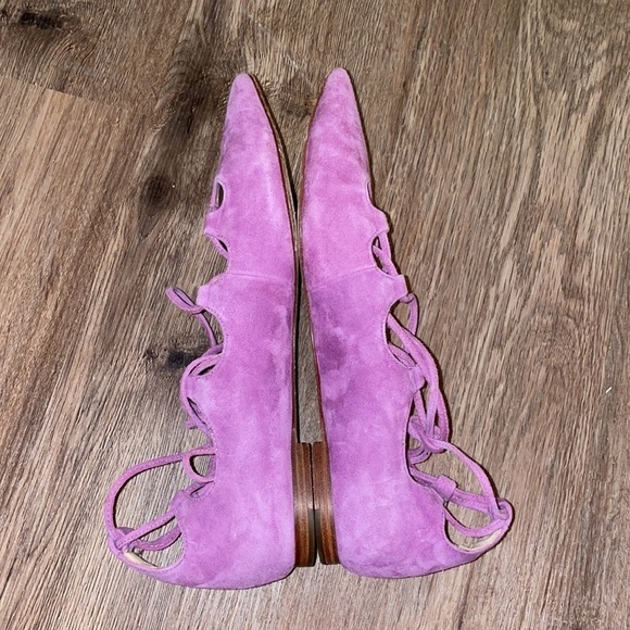 Coach Pointed Toe Flats with Lace Up size - 7.5B - Picture 3 of 5